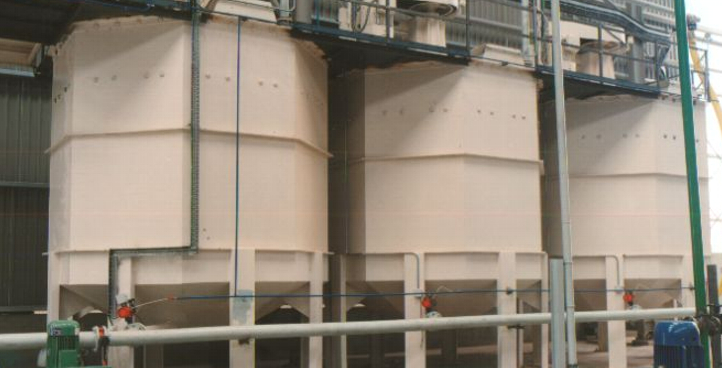 The turbo ion deflocculators with propeller are used in the ceramic industry for crushing and dissolving raw materials. They consist of an octagonal tank made of electrically welded steel plate.